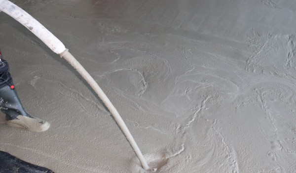 Cementový samonivelační litý potěr - CEMLEVEL